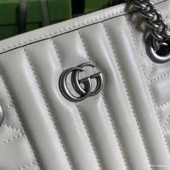 First bag ru Tote GUCCI Bag GG Marmont 0613